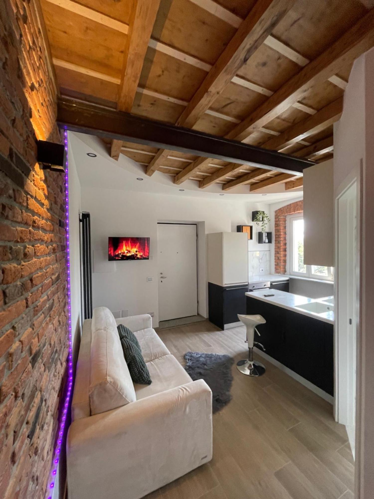Chiesa Rossa-Loft And Apartments-Navigli Мілан Екстер'єр фото
